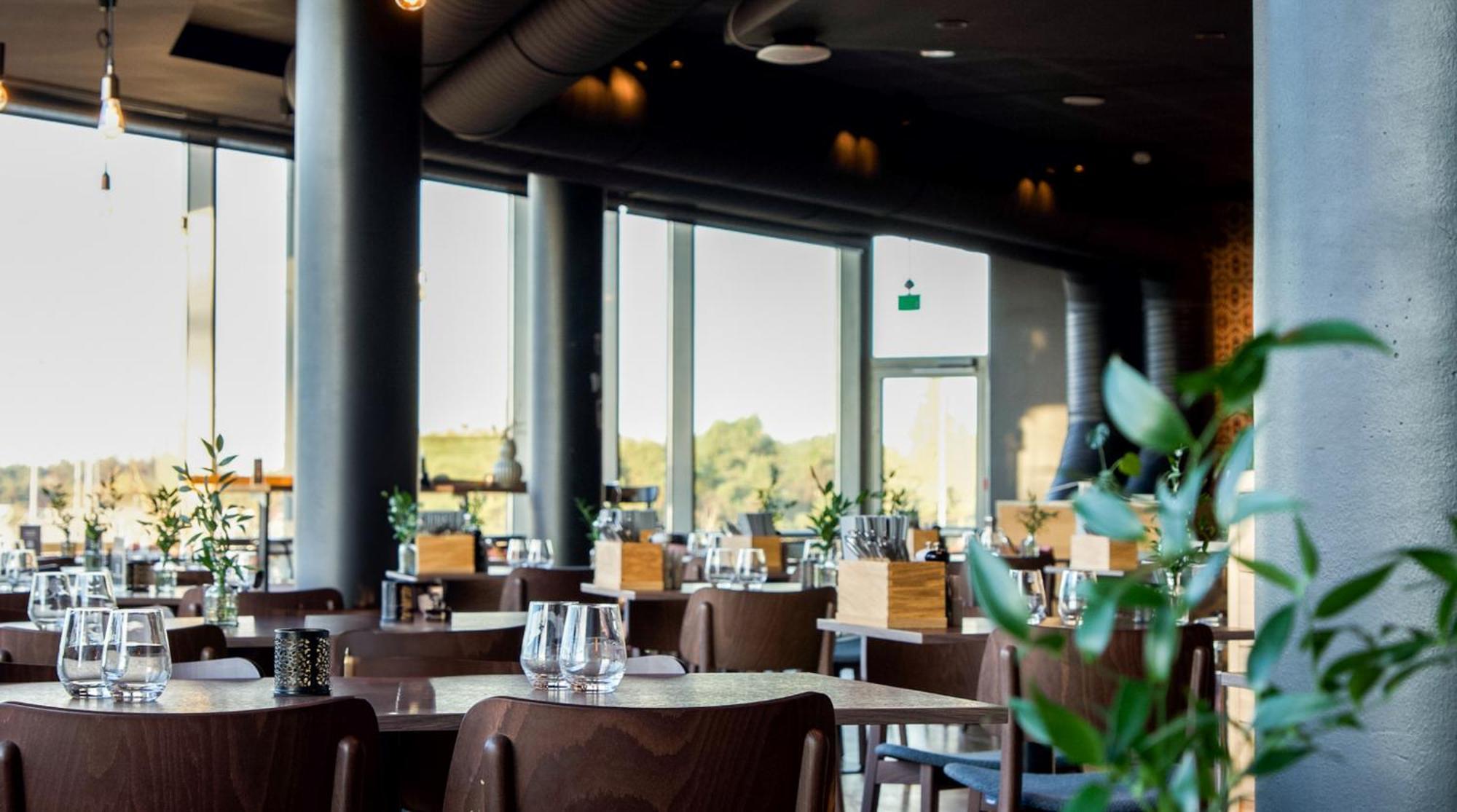 Clarion Hotel Bergen Airport Екстериор снимка